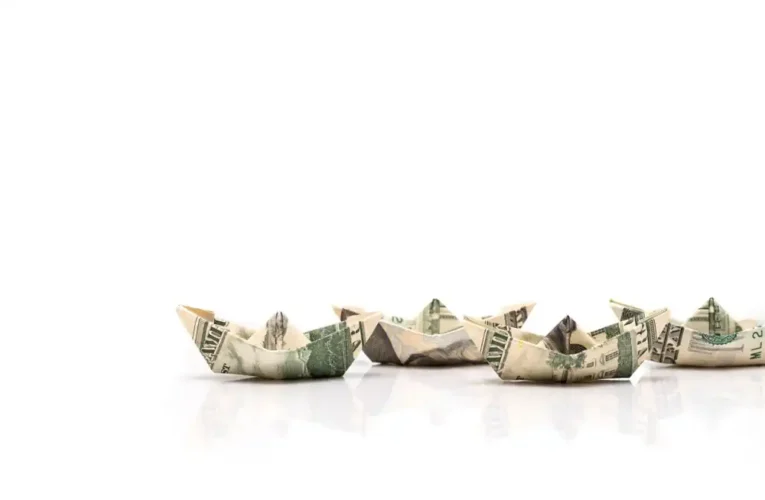 If you’re not an AI startup, good luck raising money from VCs